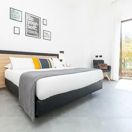 Vittoria Flat * Сорренто