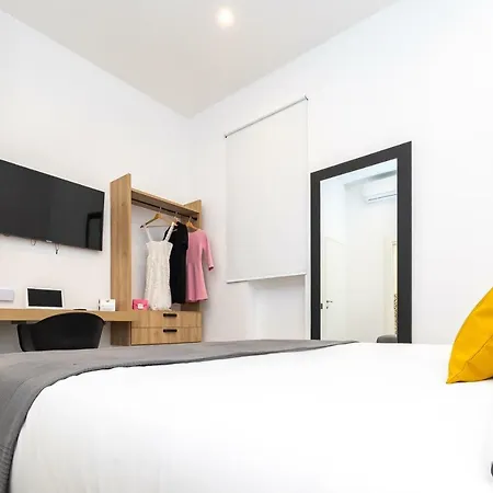 Vittoria Flat Apartment