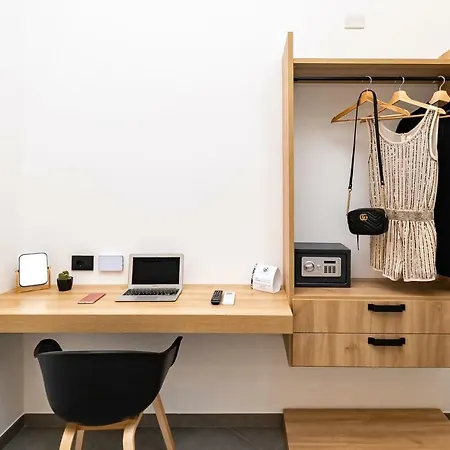 Vittoria Flat Apartment