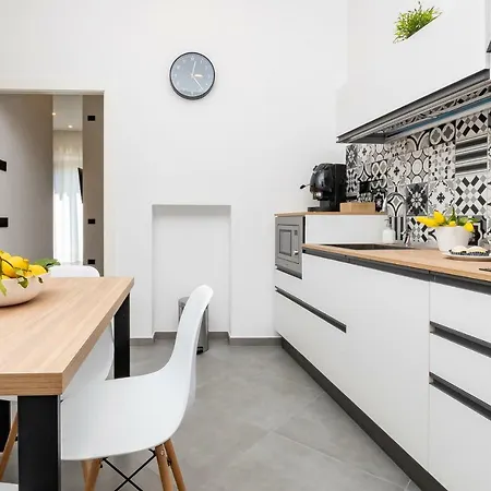 Vittoria Flat *